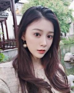 邓琳
