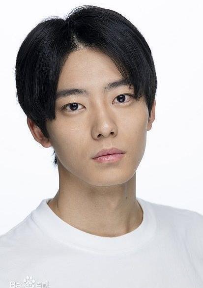 井上祐贵