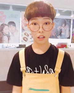 李赞赫