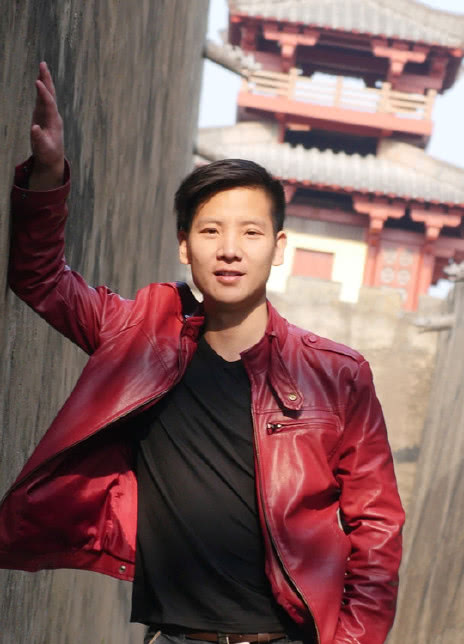 彭东