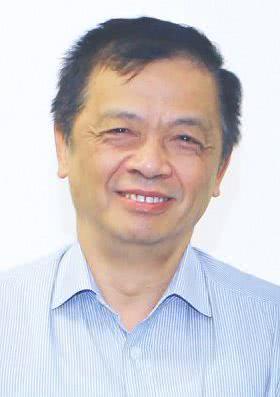 潘雄