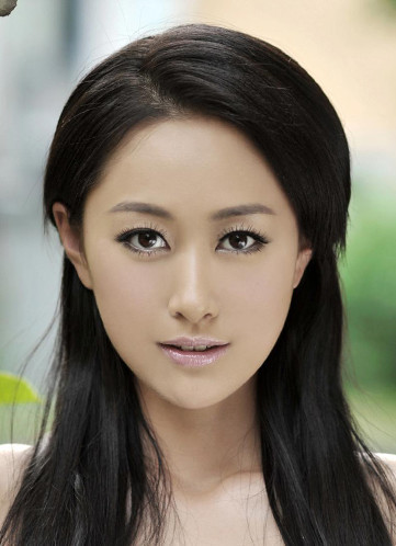 李东艾