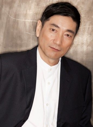 谢钢