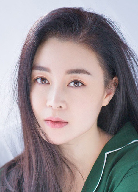 关婷娜