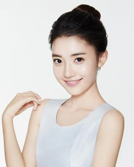 小郑多彬