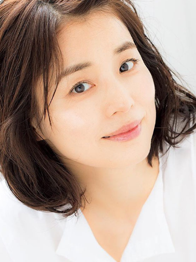 石田百合子