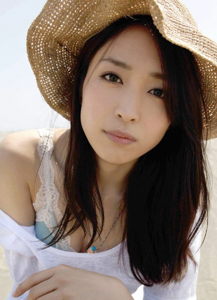 黑川芽以