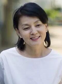 泷泽凉子