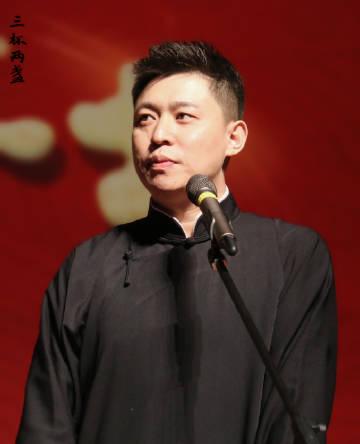 李鹤东