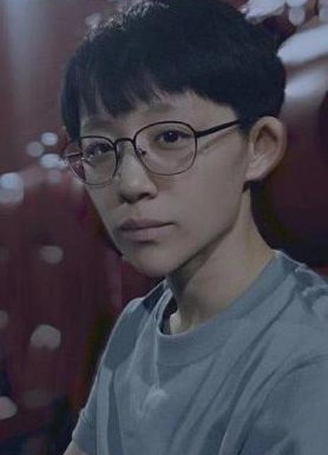 刘青青