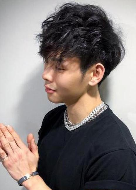 杨泊尼