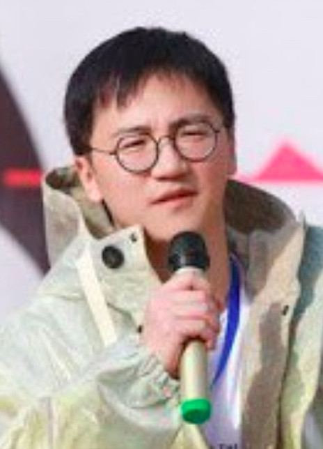 李漠