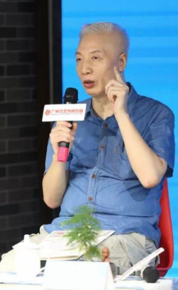 鲍十