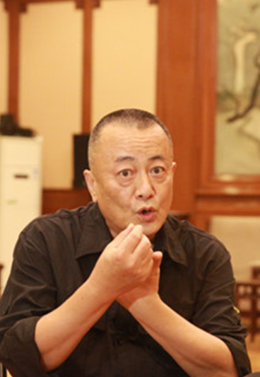 杨凤良