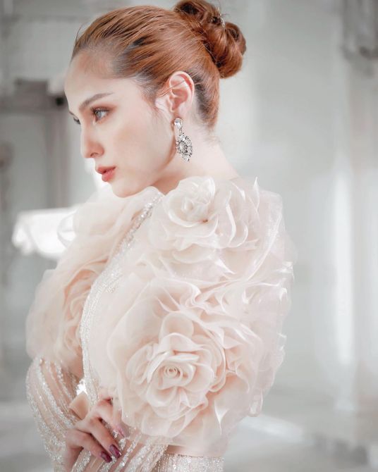乌萨玛妮·维泰雅浓