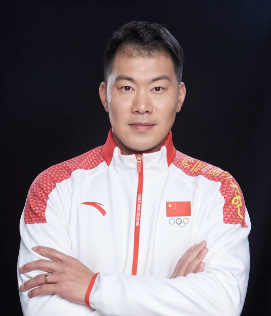 张昊