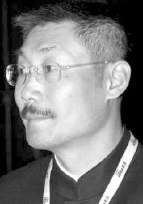 何平