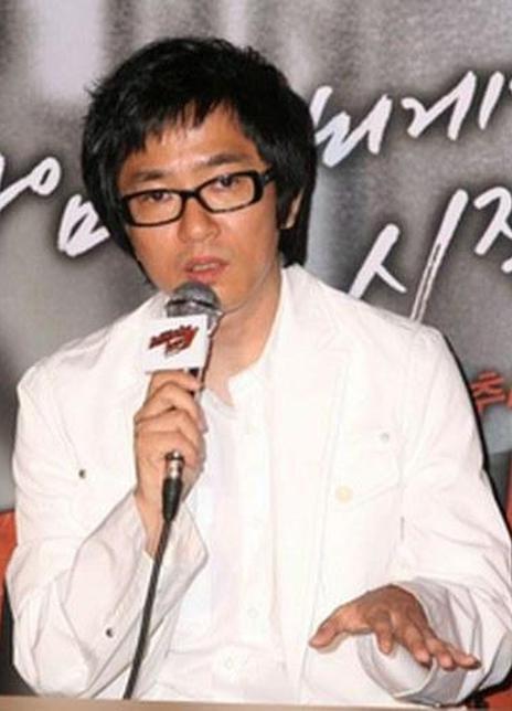 李相龙