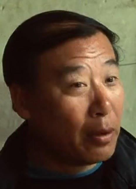 伦铁兵