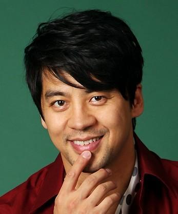 权伍中