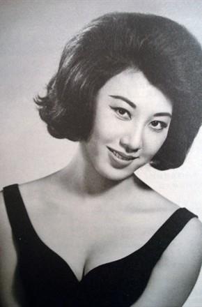 范丽