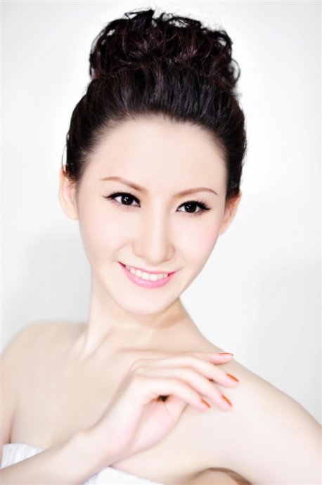 李佳佳