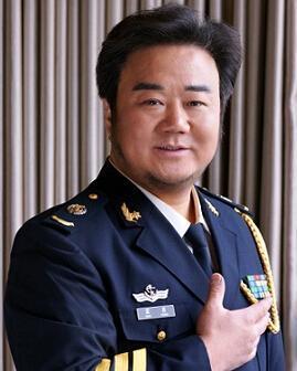 霍勇