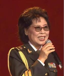 卞小贞