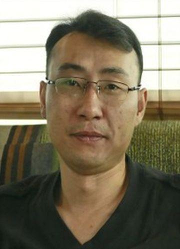 杨彪