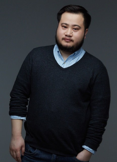 罗仪威