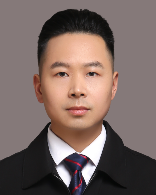 龚国林