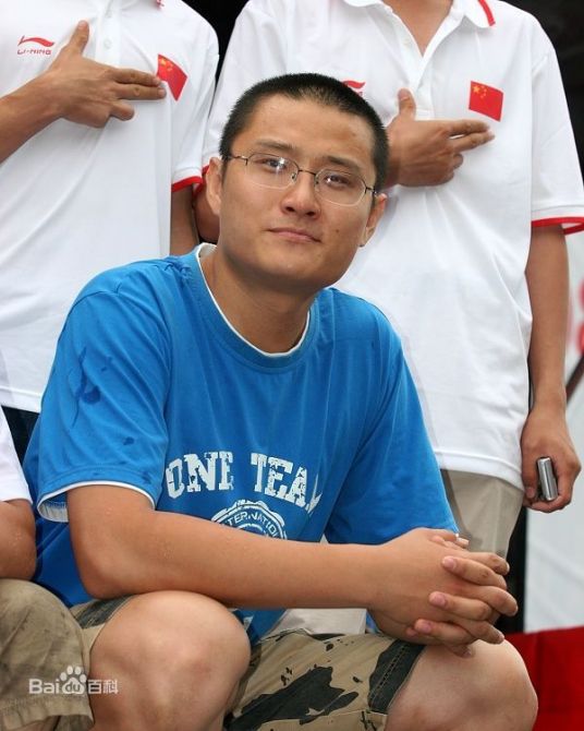 石醒宇