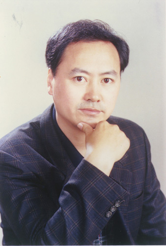 凌月刚