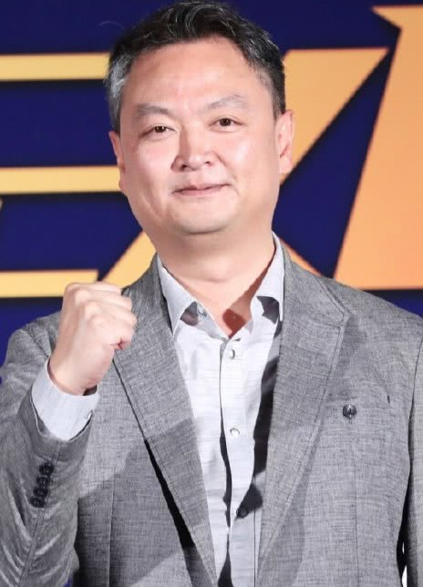 姜允成