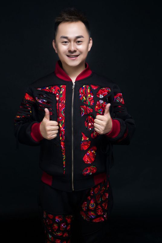 贺东