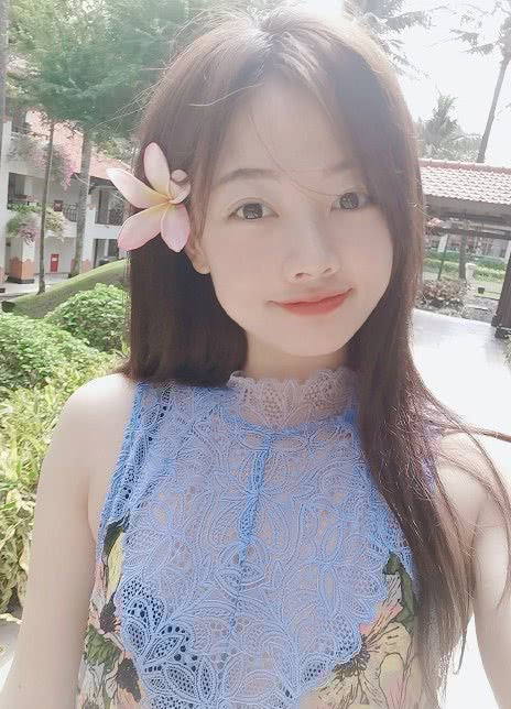 杨玲韫