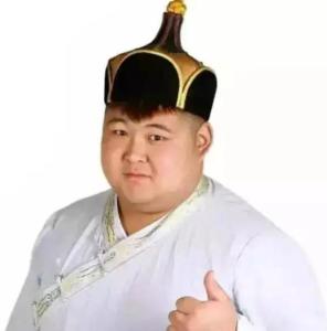 敖日格乐