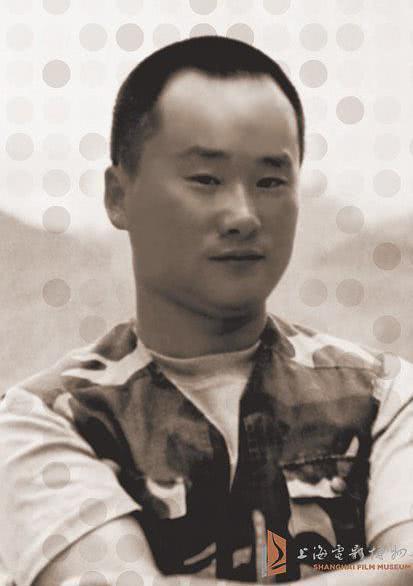詹新
