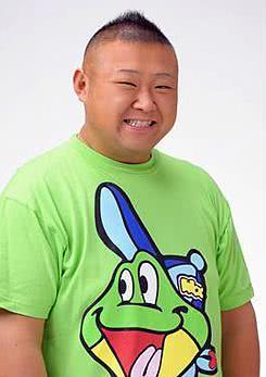脇知弘