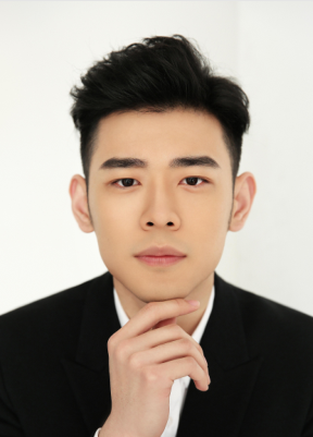 李昊阳