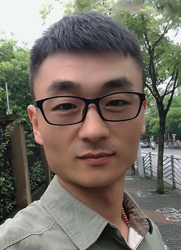 石小新
