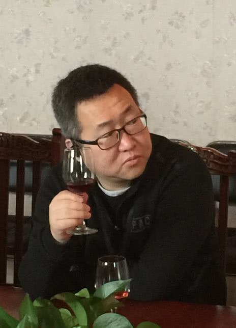 胡金刚