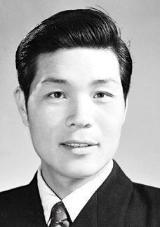 张冲霄