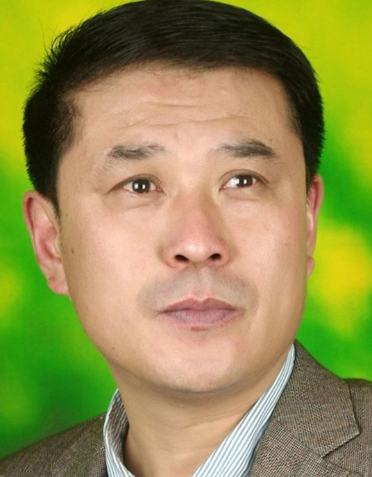 张少威