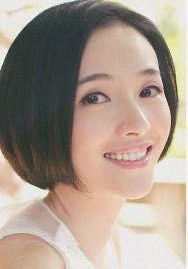 李依铃