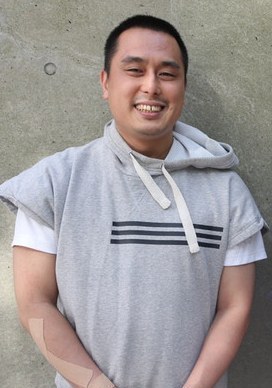 中村亮介