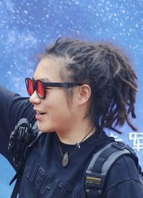 罗澎