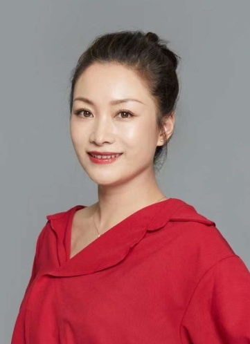 岳亚琼