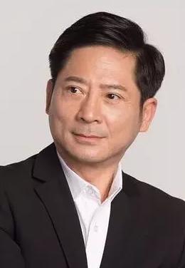 黄霆