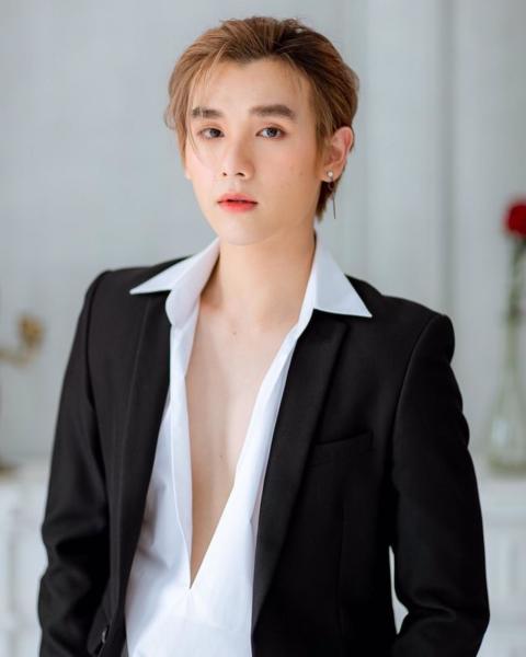 高卿尘